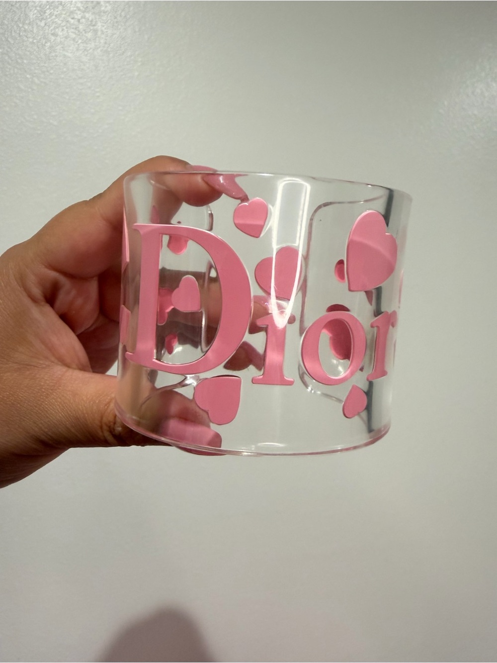 🩷Dior Clear Acrylic Cuff with Pink Hearts - Picture 7 of 7
